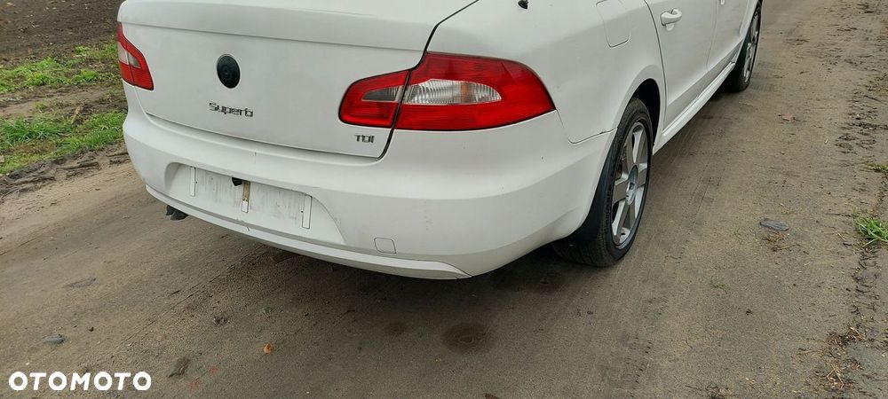 ZDERZAK TYLNY TYŁ SKODA SUPERB 2 II LF9E 1026 - 2