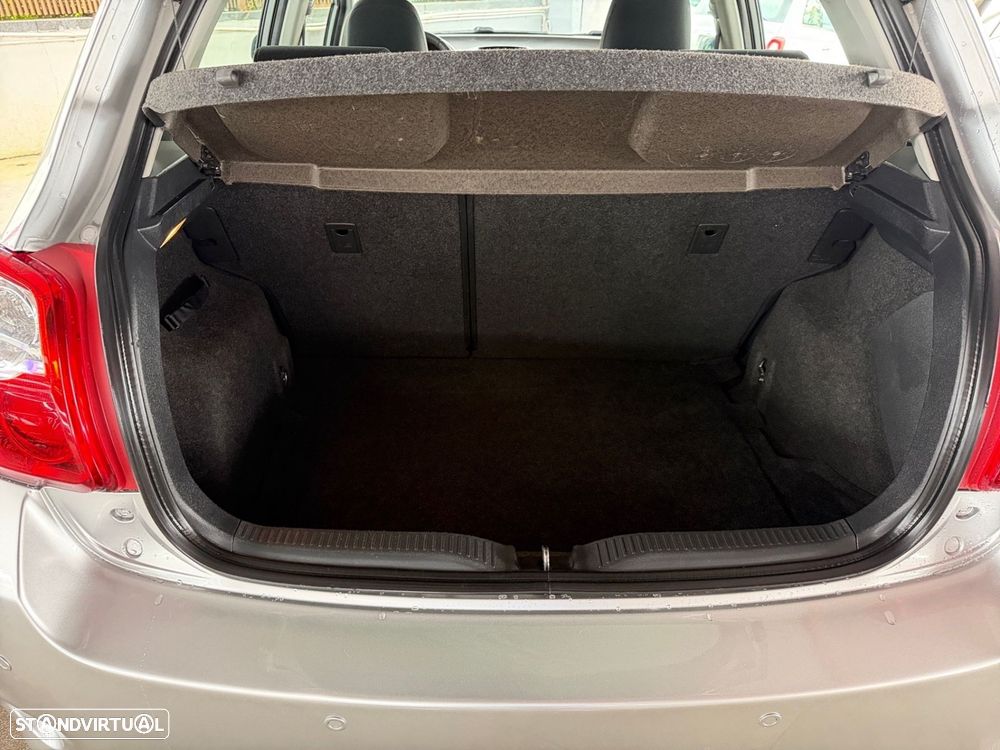 Toyota Auris 1.33 VVT-i ACtive+AC - 10