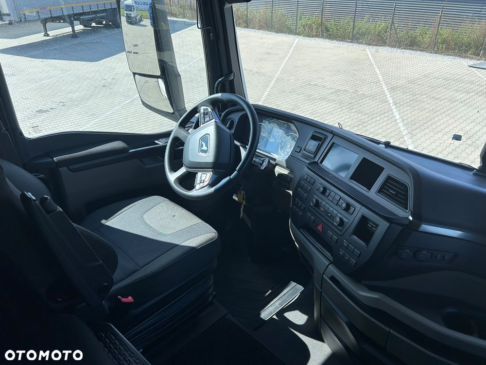 MAN TGX 26.470 6x2-2 LL CH GM - 21