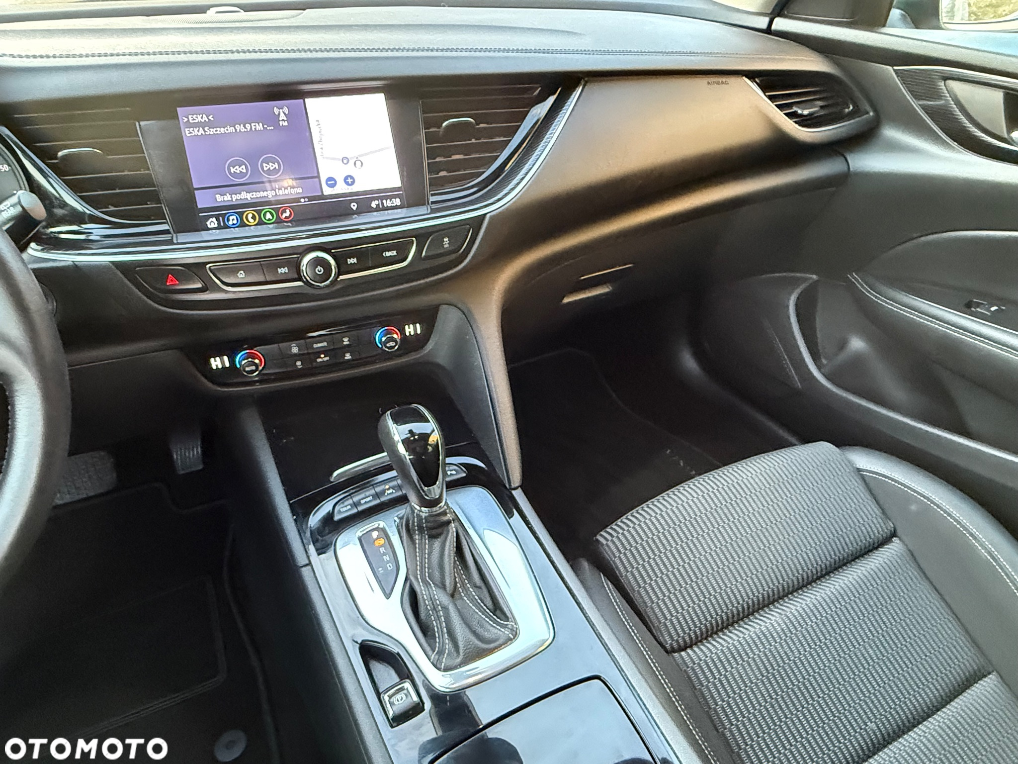 Opel Insignia Sports Tourer 1.6 Direct InjectionT Dynamic - 38