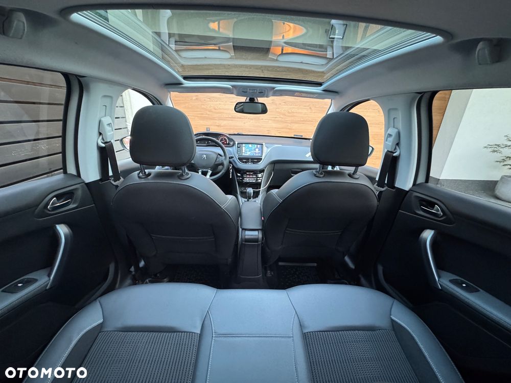 Peugeot 208 1.2 PureTech Allure S&S - 21