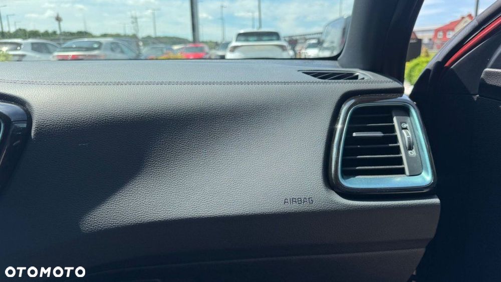 Kia XCeed - 12
