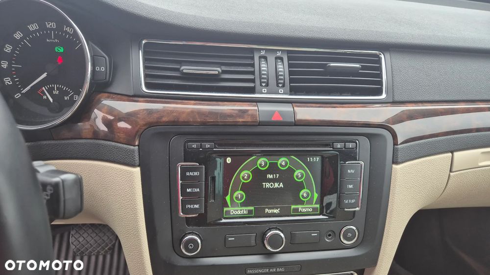 Skoda Superb 2.0 TDI 4x4 Platinum DSG - 17