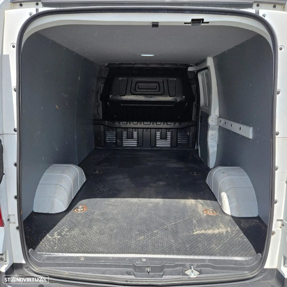 Maxus eDeliver 3 L2H1 - 19