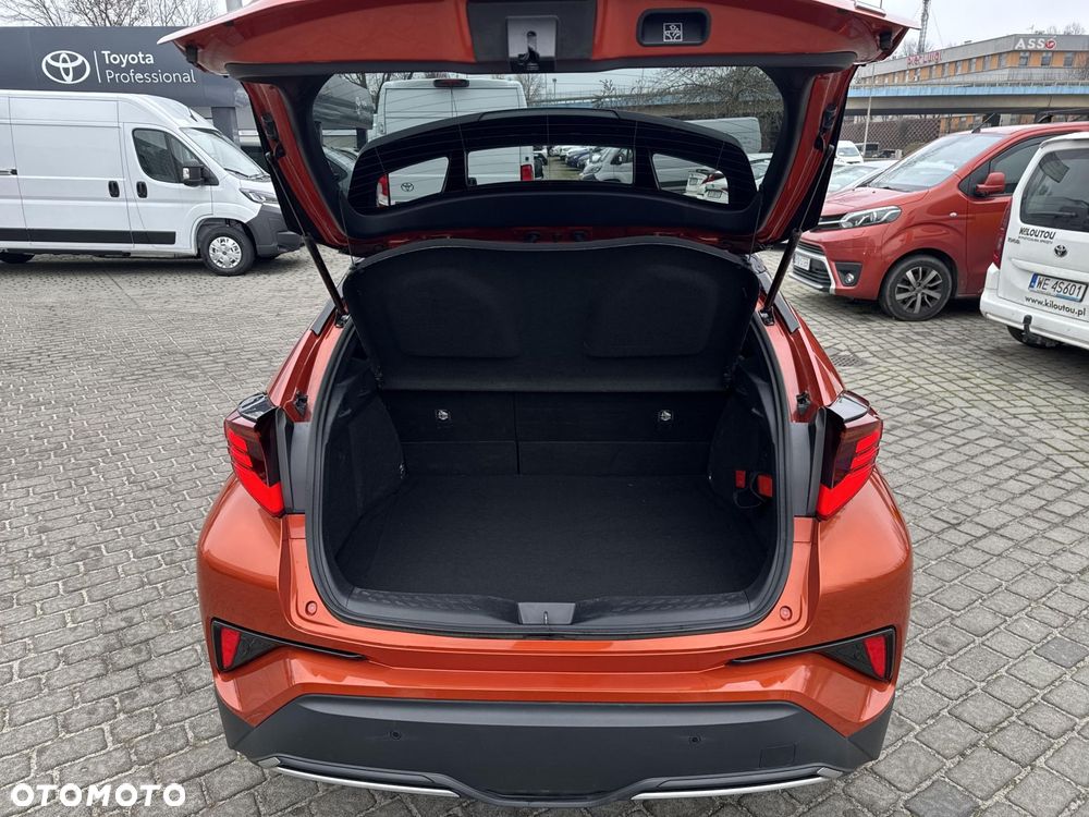 Toyota C-HR 2.0 Hybrid GR Sport - 24