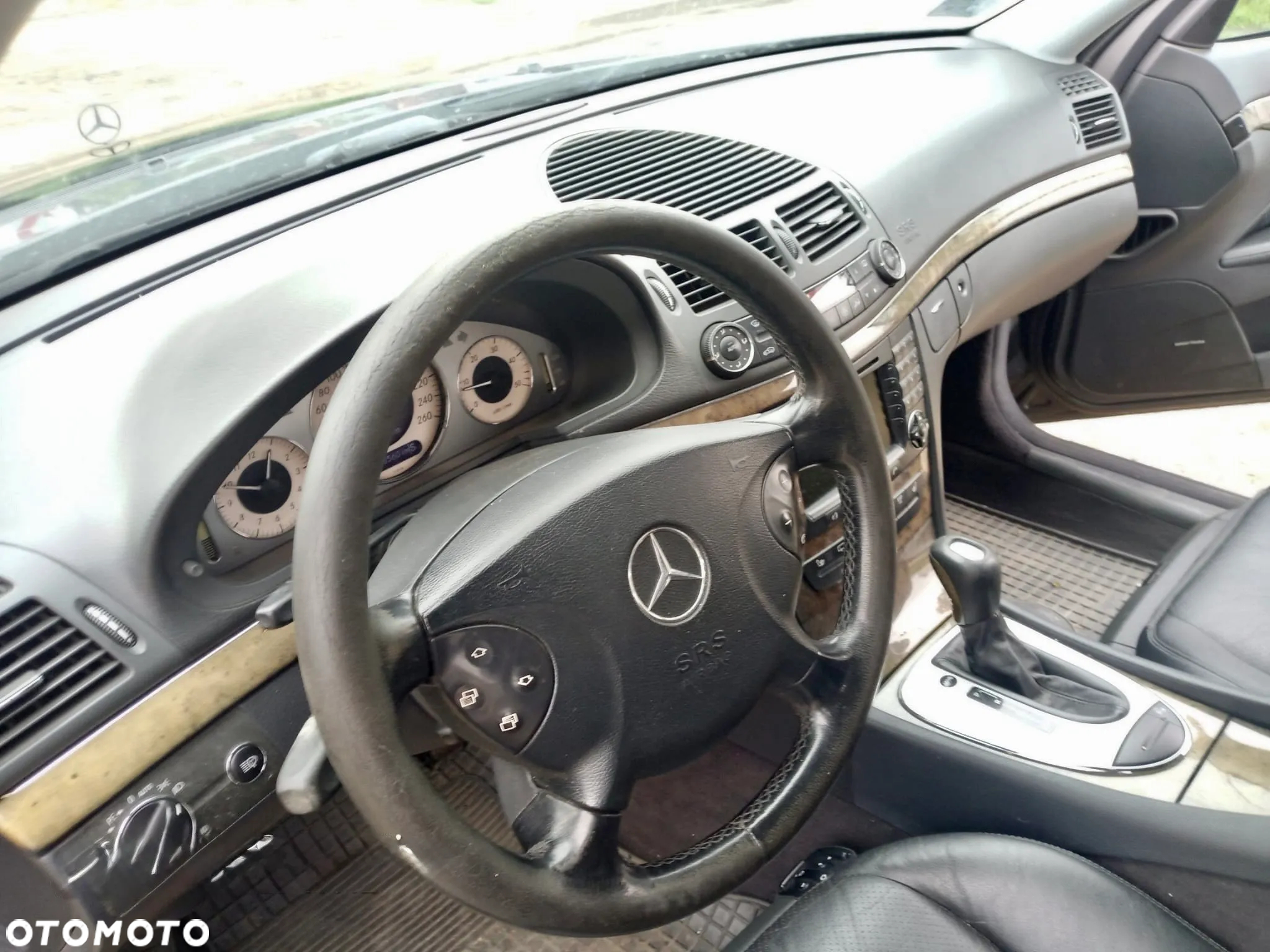 Mercedes-Benz Klasa E 320 CDI T Avantgarde - 7