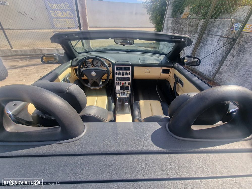 Mercedes-Benz SLK 230 - 12