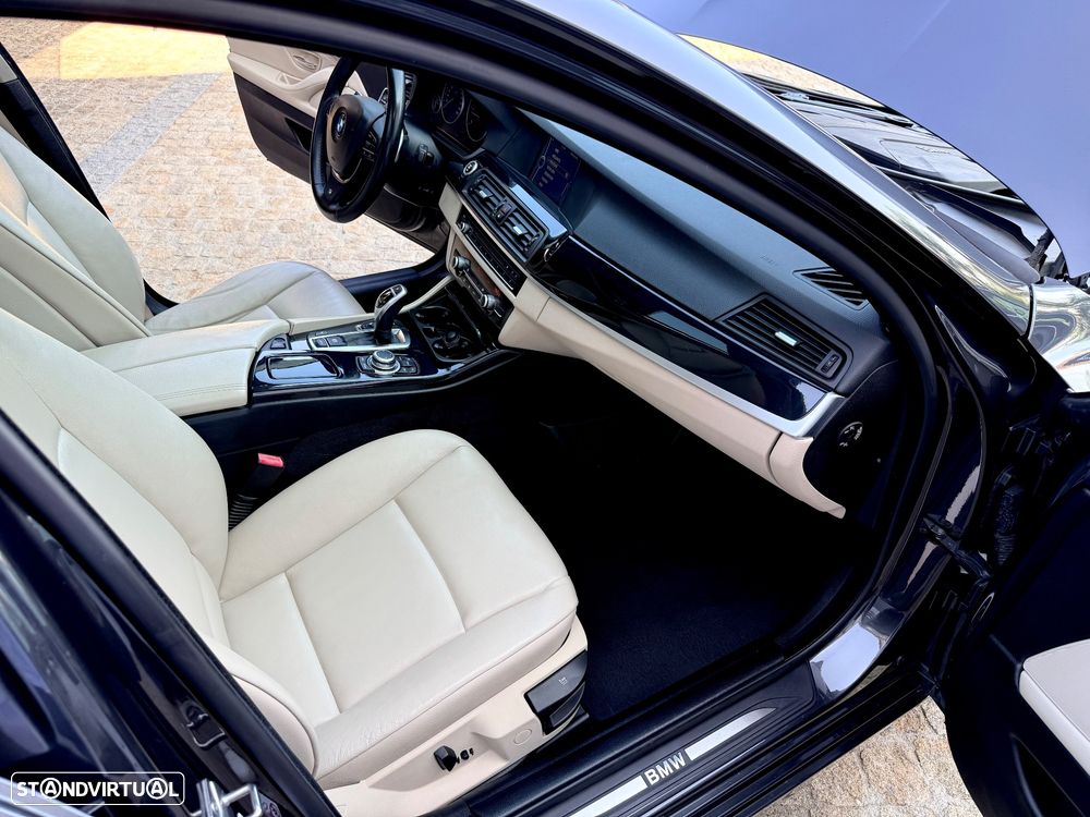 BMW 520 d Exclusive Auto 123g - 50