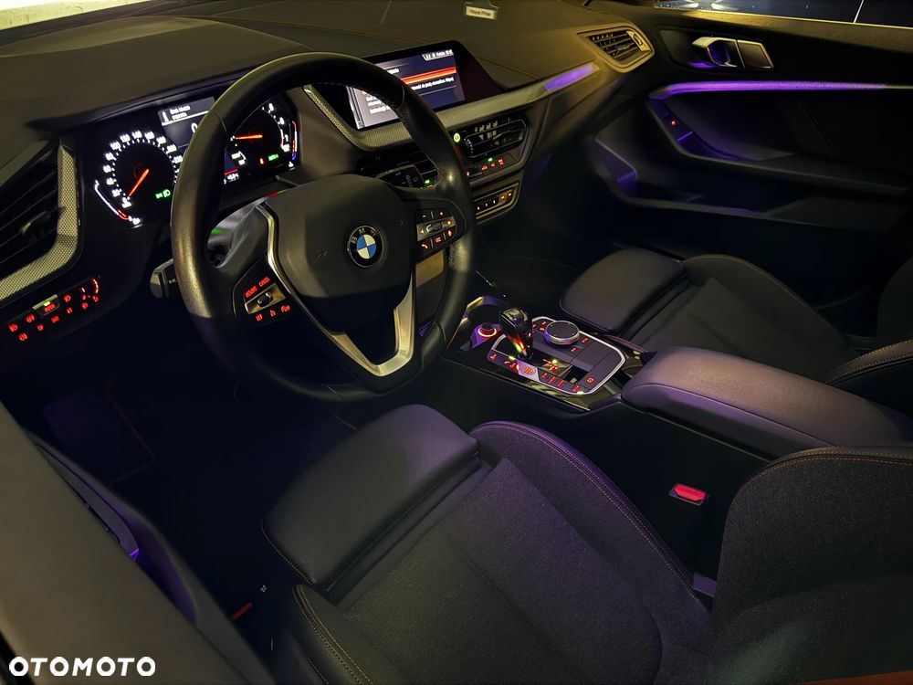 BMW Seria 1 118i Sport Line - 32