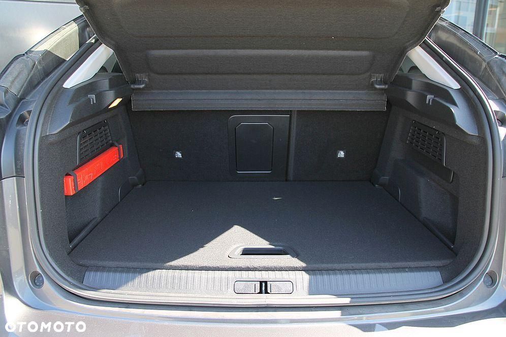 Citroën C4 1.2 PureTech Max S&S EAT8 - 19