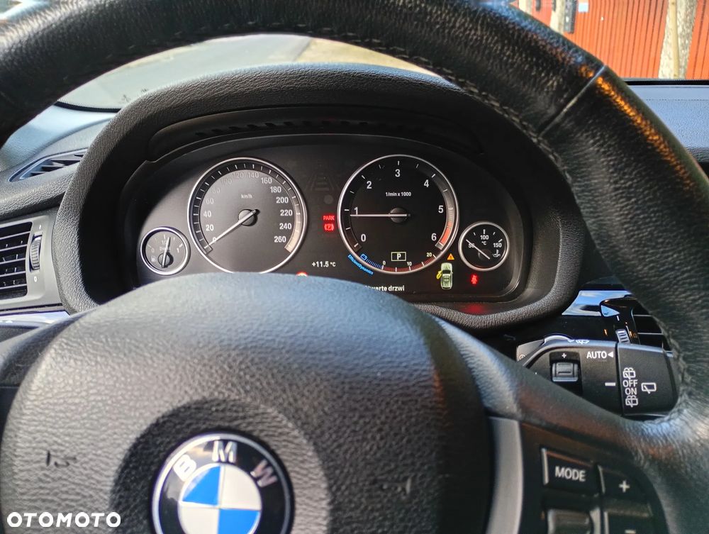 BMW X3 xDrive20d - 11