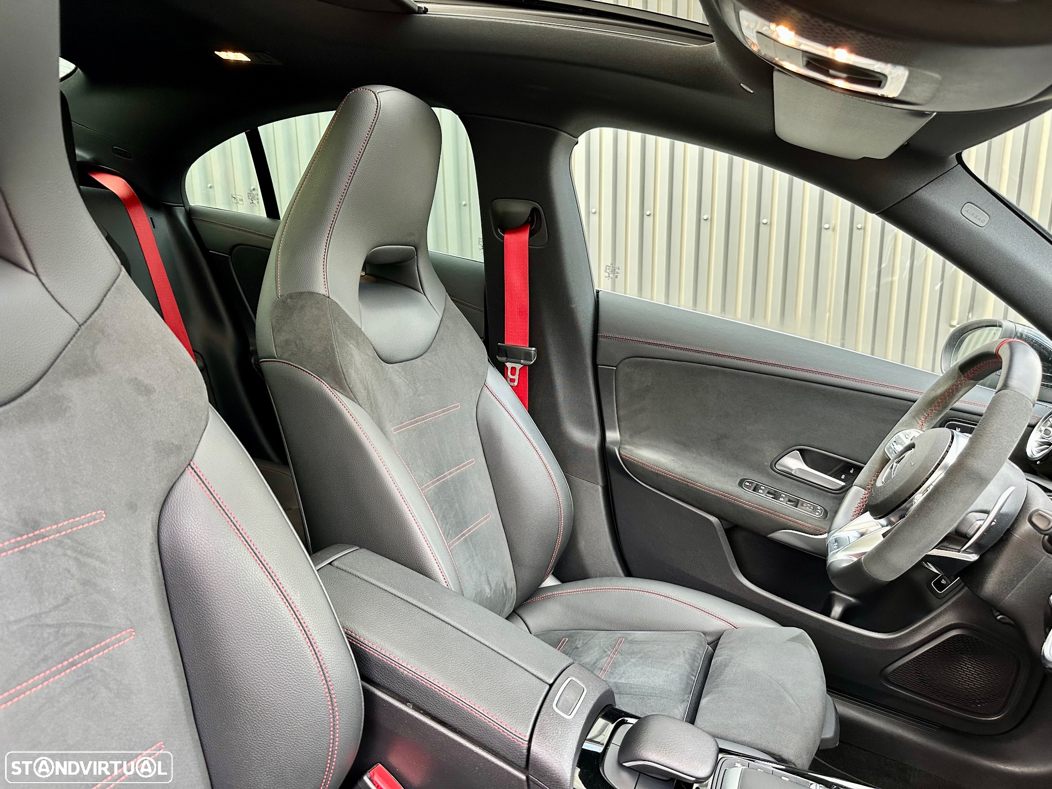 Mercedes-Benz CLA 45 AMG S 4Matic+ Speedshift 8G-DCT - 48