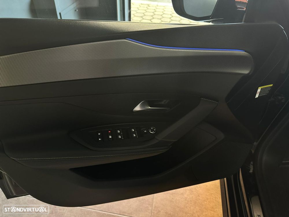 Peugeot 308 1.6 Hybrid GT Pack e-EAT8 - 22