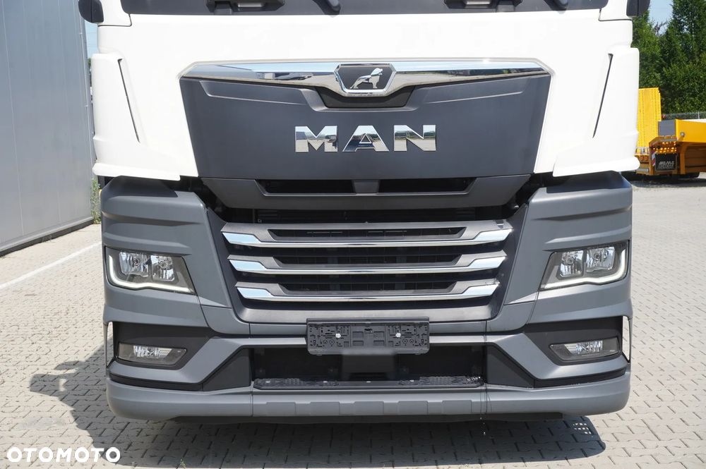 MAN TGX 26.470 6x2 / BDF / 2022_256619 - 14