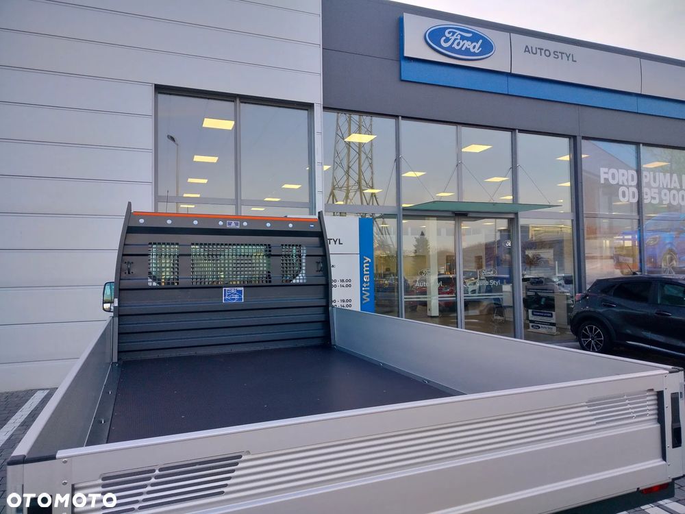 Ford Transit Pojedyncza kabina - 27