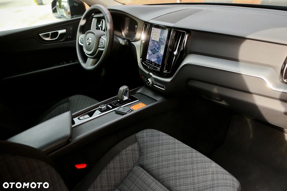 Volvo XC 60 B4 D AWD Geartronic Inscription - 23