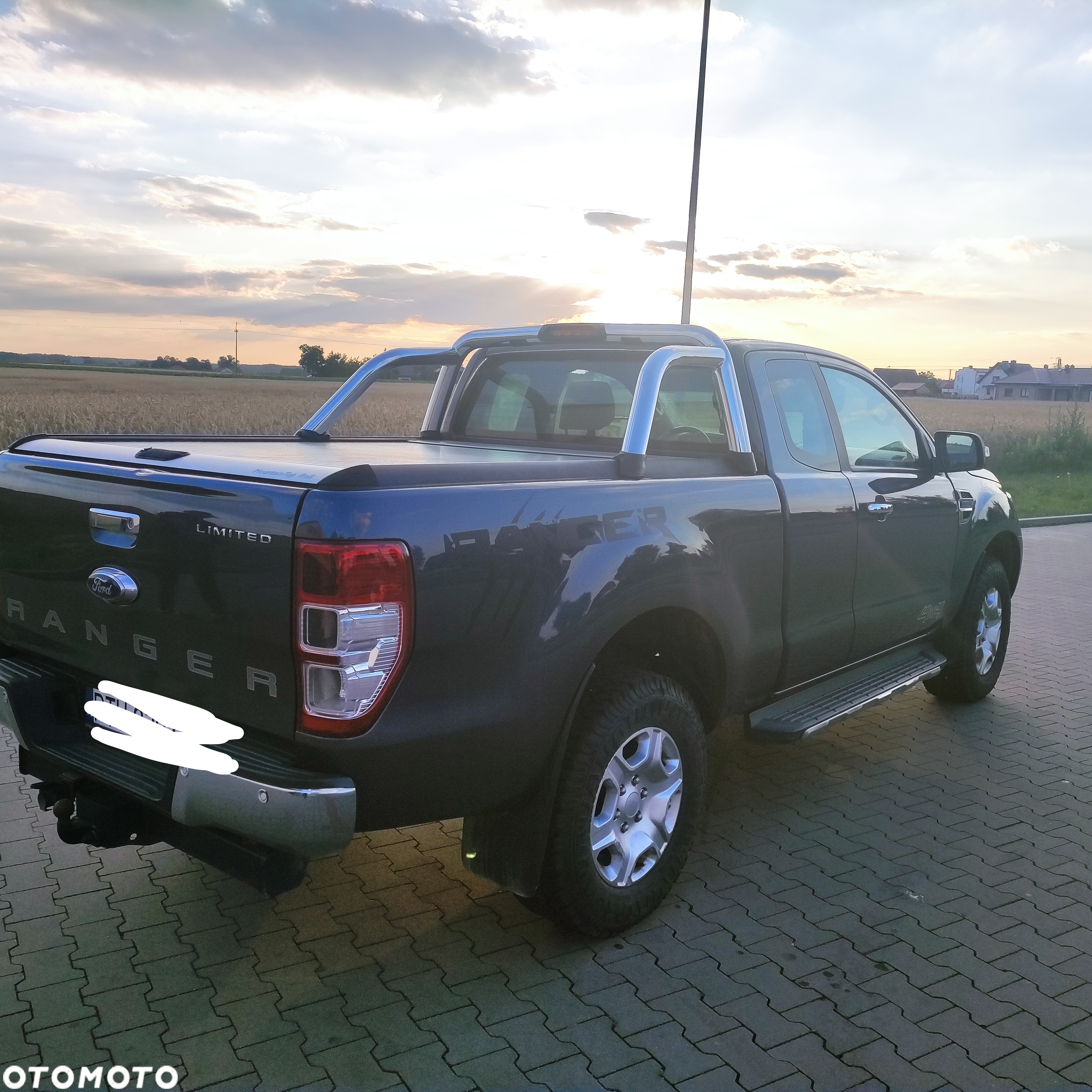 Ford Ranger Limited - 10