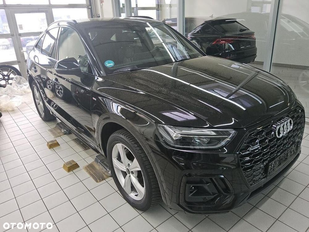 Audi Q5 Sportback - 3