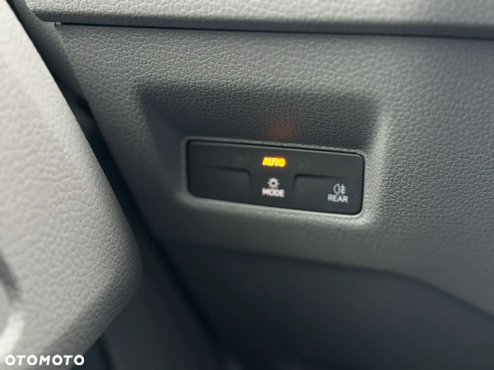 Volkswagen Crafter Maxi Brygadówka - 24