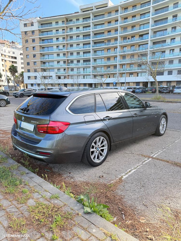 BMW 320 d Auto Line Luxury - 7