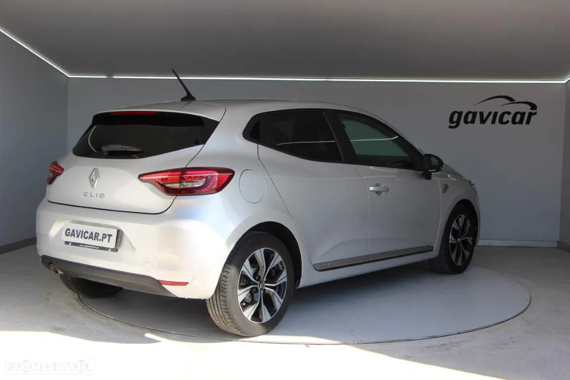 Renault Clio 1.0 TCe Limited CVT - 21