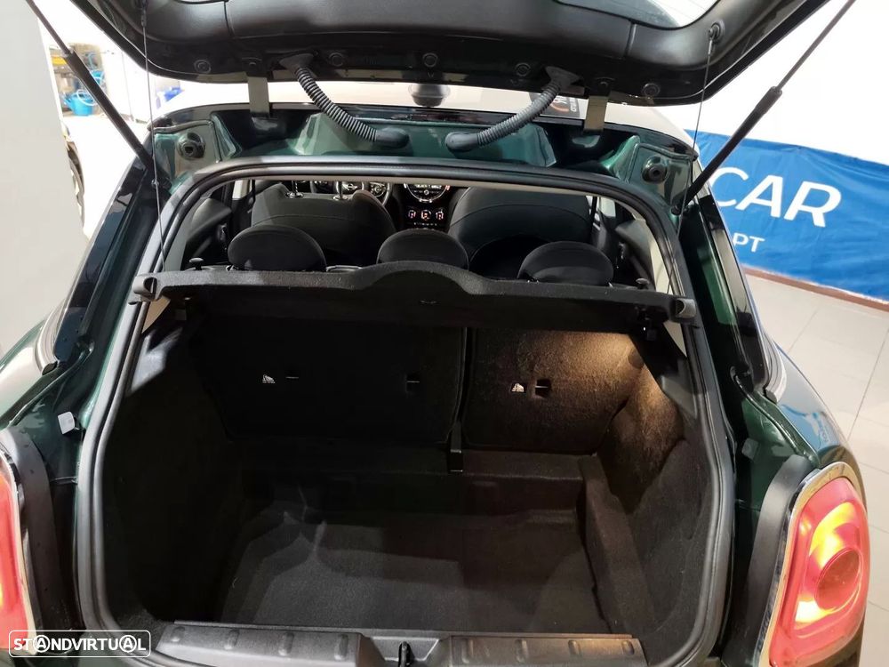 MINI 5 Portas One Auto - 24