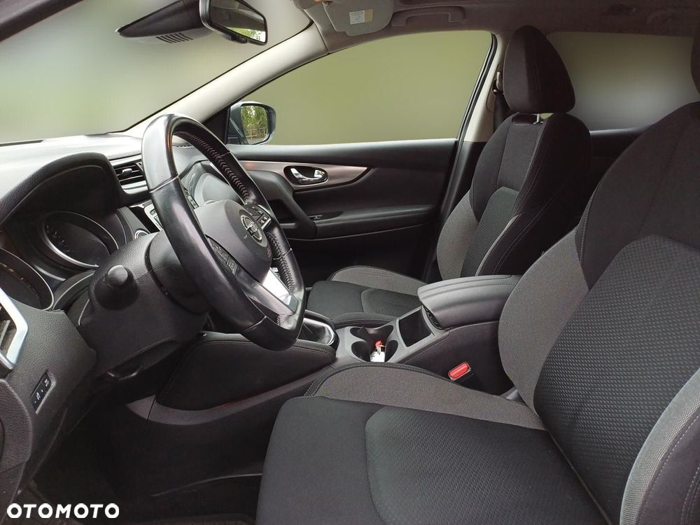 Nissan Qashqai 1.3 DIG-T N-Connecta - 13