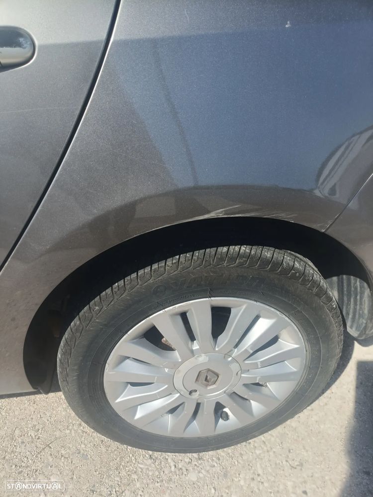 Renault Clio Break 1.5 dCi Dynamique - 3