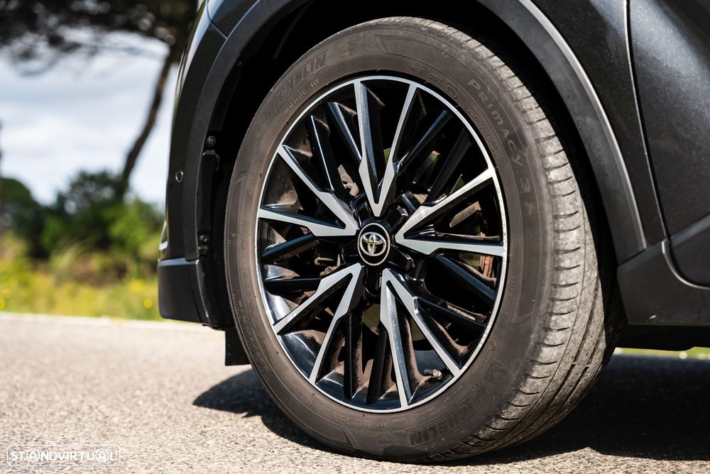 Toyota C-HR - 21
