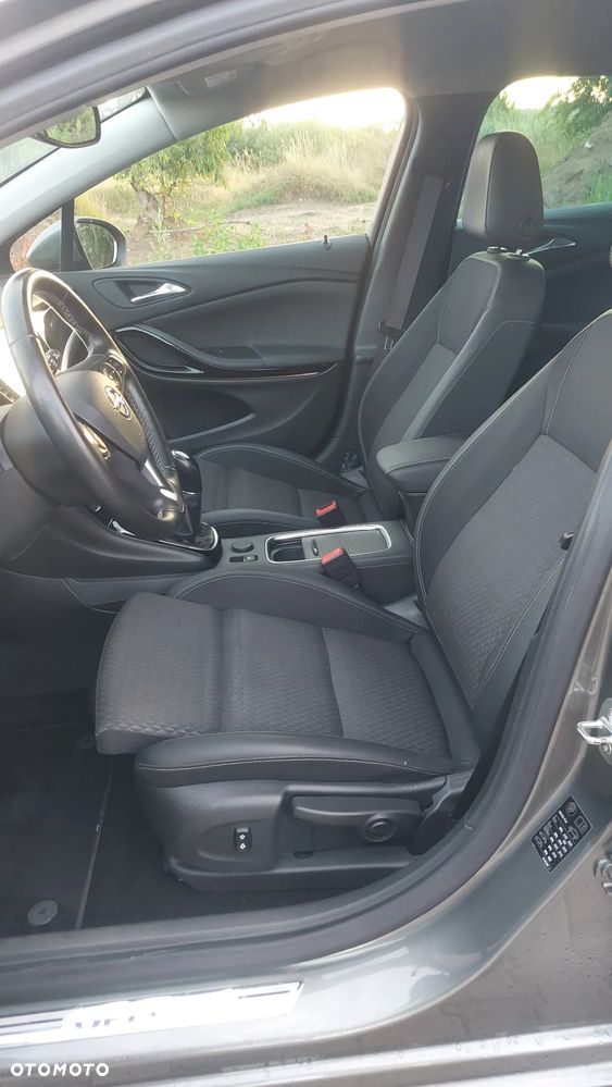 Opel Astra 1.6 D Start/Stop Sports Tourer Innovation - 38