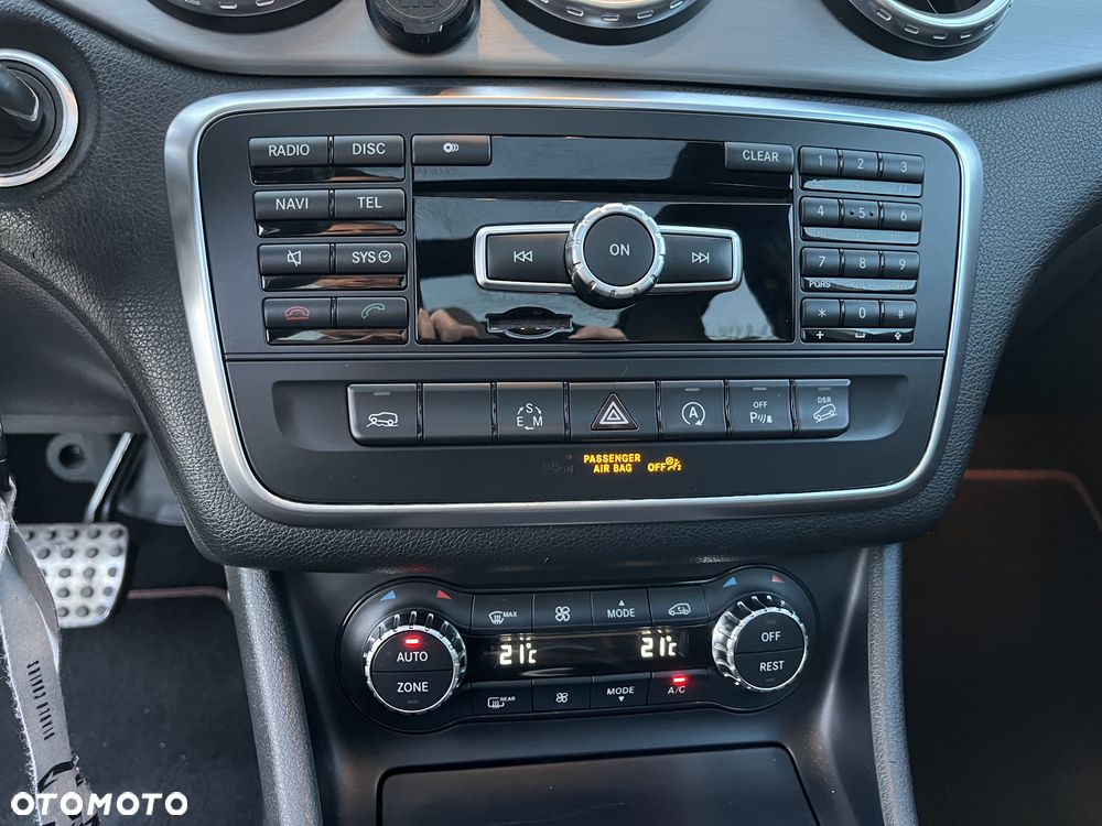 Mercedes-Benz GLA 200 (CDI) d 4Matic 7G-DCT AMG Line - 20