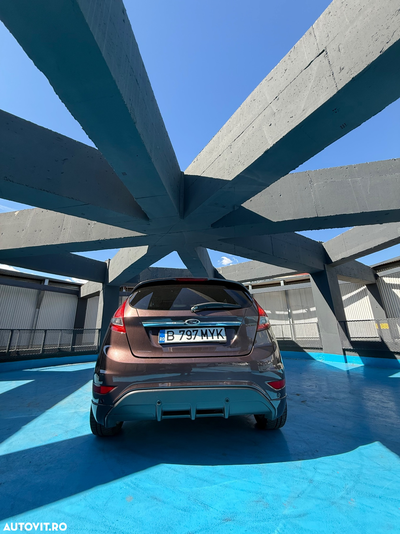 Ford Fiesta 1.4i Titanium - 25