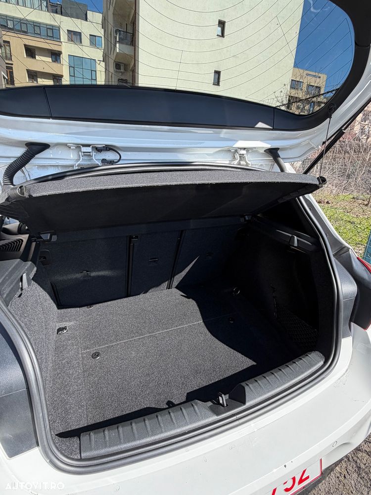 BMW Seria 1 120i Aut. Edition M Sport Shadow - 3