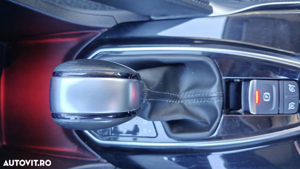 Renault Koleos ENERGY dCi 175 X-tronic 4WD INITIALE PARIS - 29