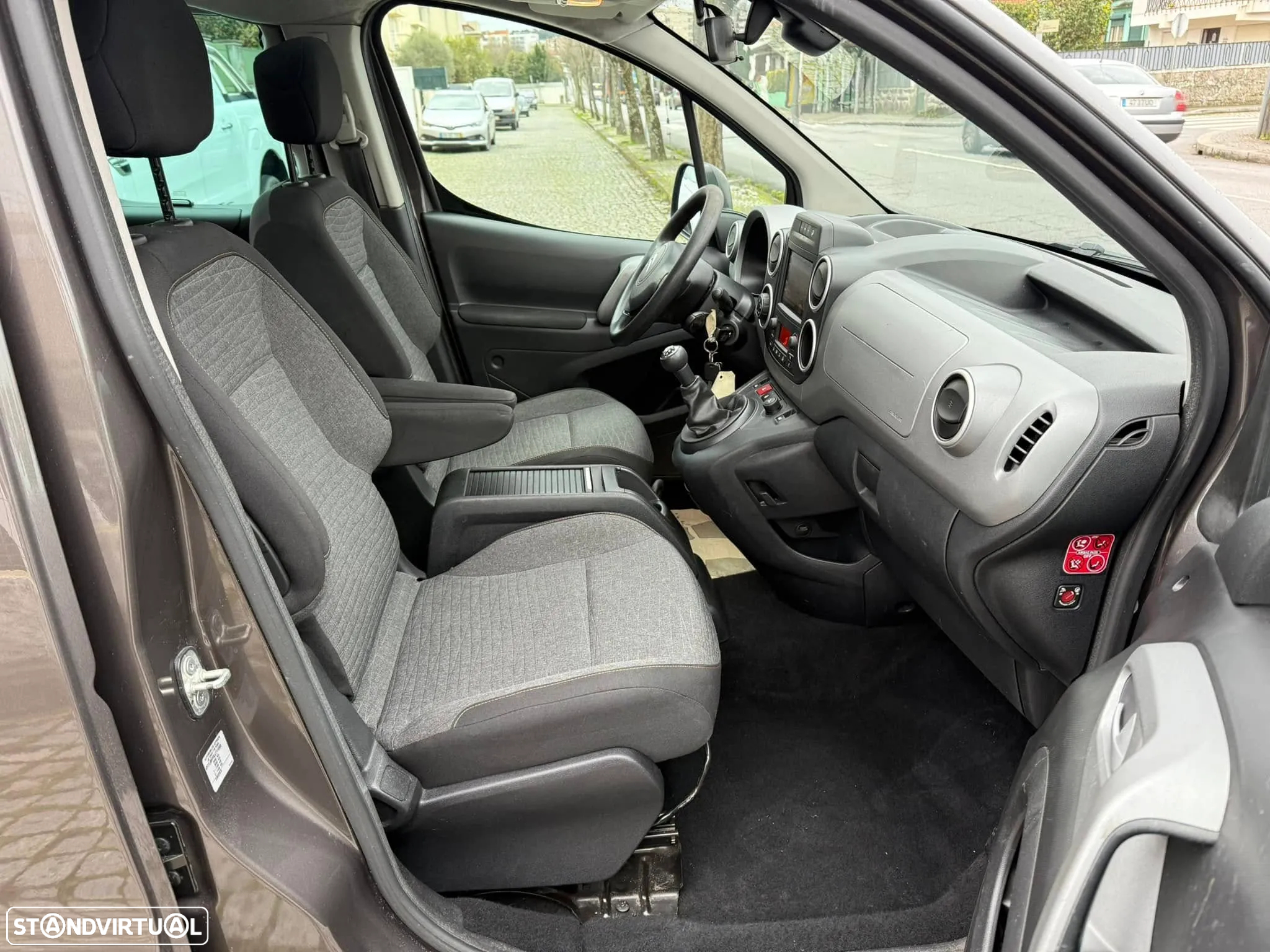 Citroën Berlingo 1.6 BlueHDi XTR - 13
