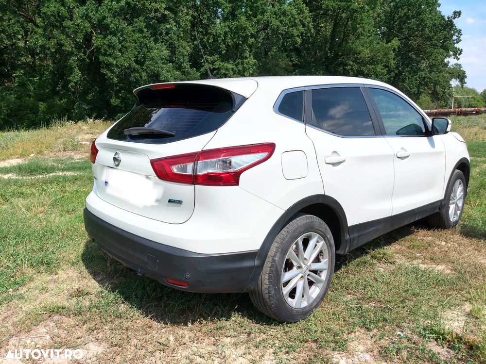 Nissan Qashqai 1.5 DCI Start/Stop N-Connecta - 9