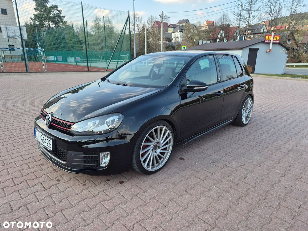 Volkswagen Golf 2.0 TSI GTI - 2