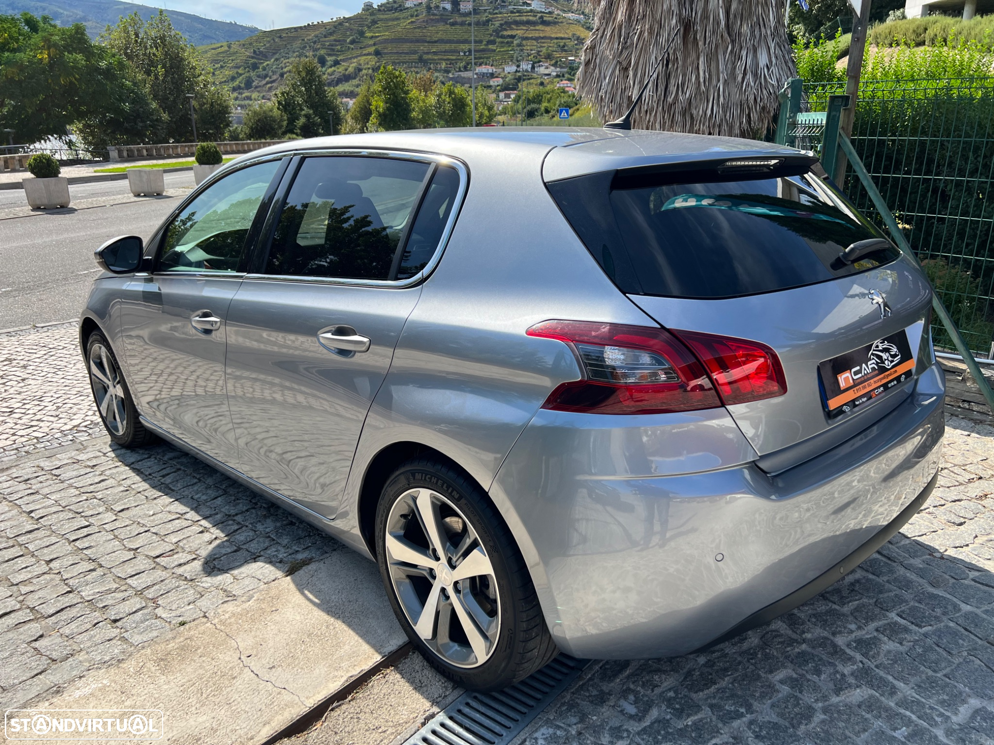 Peugeot 308 1.2 PureTech Style J17 - 3