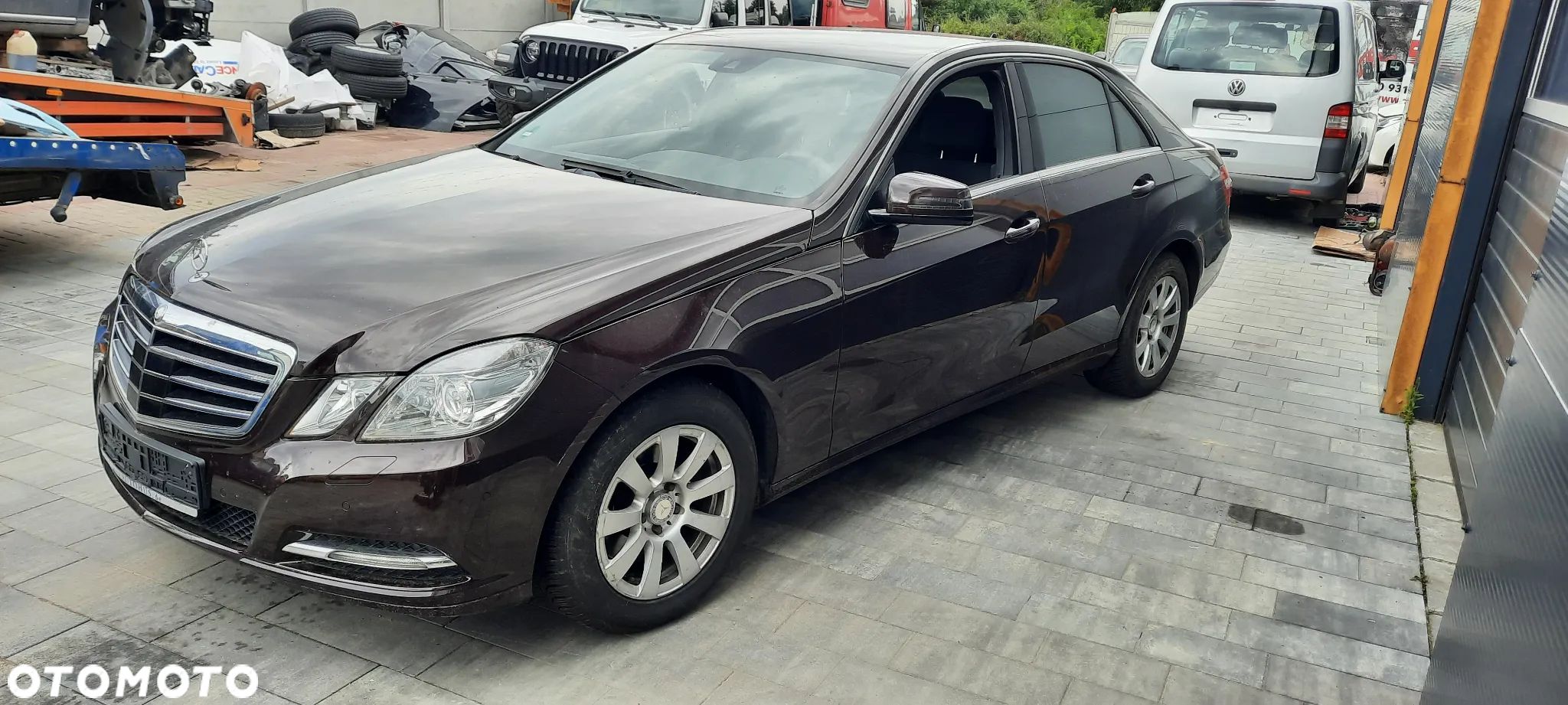 Mercedes-Benz Klasa E 250 CDI DPF BlueEFFICIENCY 7G-TRONIC - 1