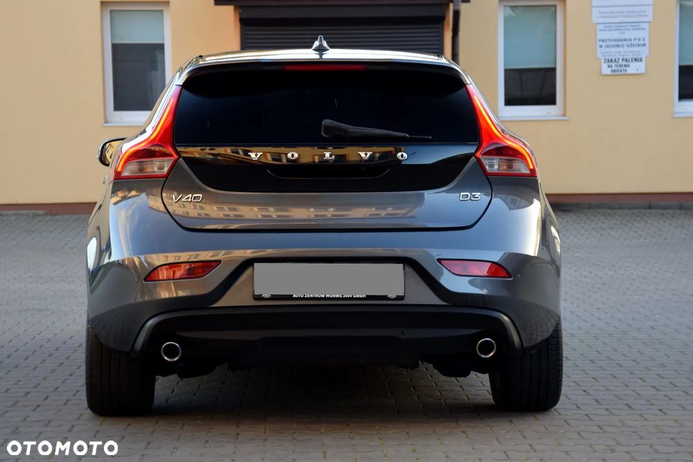 Volvo V40 D3 Summum - 6