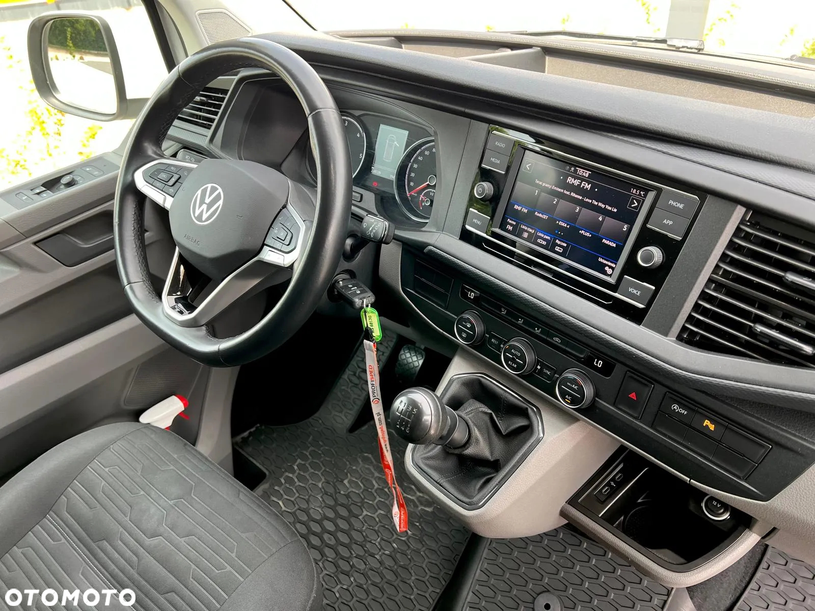 Volkswagen Caravelle 6.1 2.0 TDI L2 Trendline - 18