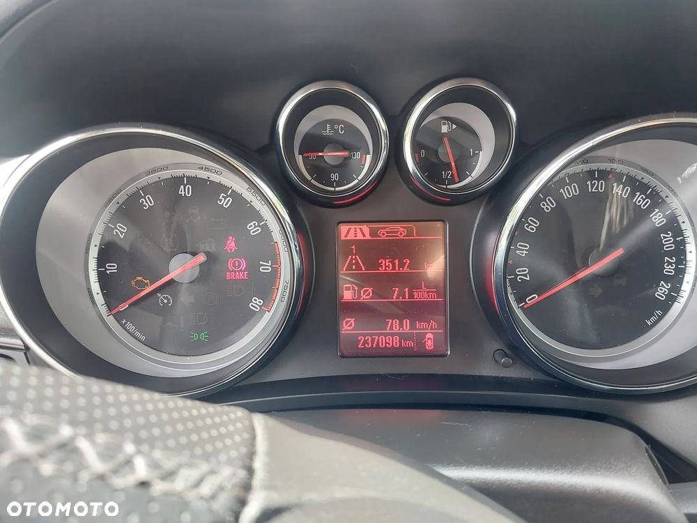 Opel Zafira - 11