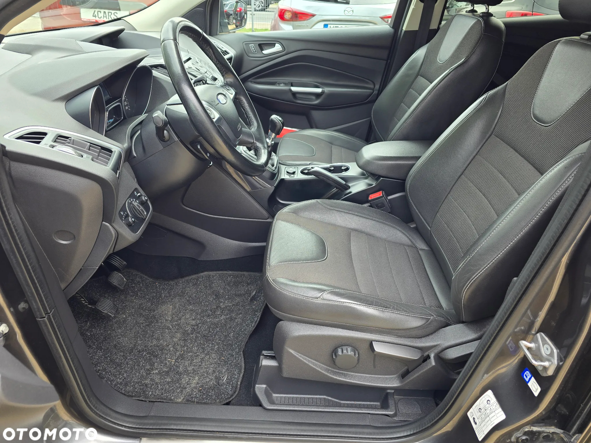 Ford Kuga 2.0 TDCi 4WD Titanium - 6