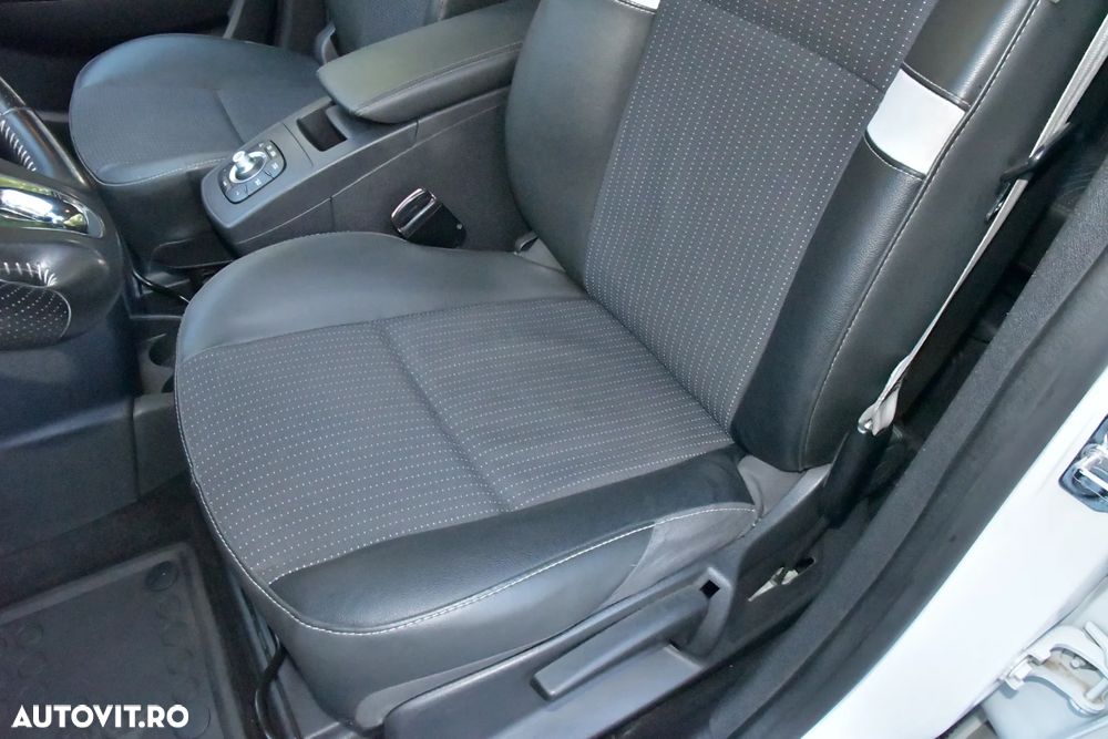 Renault Grand Scenic ENERGY dCi 130 Start & Stop Euro 6 Bose Edition - 31