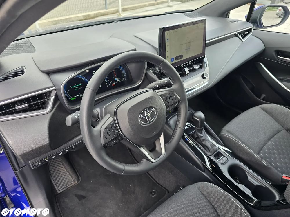 Toyota Corolla 1.8 Hybrid Comfort - 22