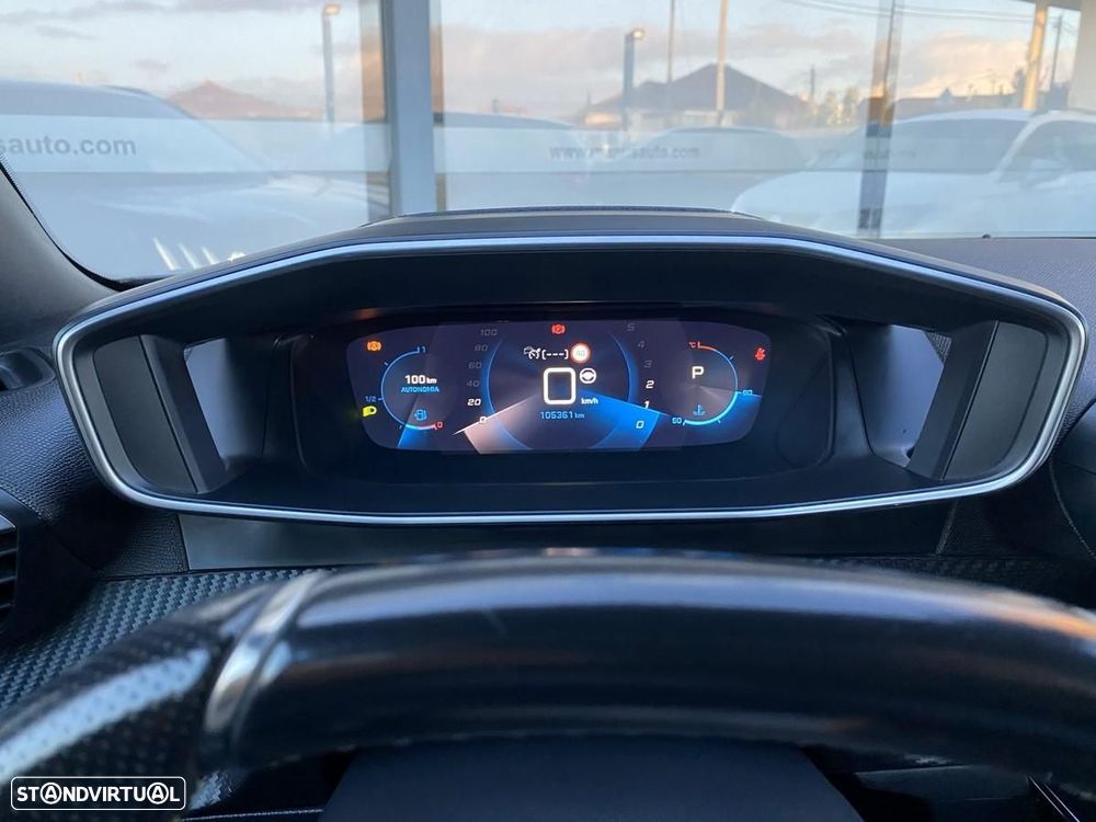 Peugeot 2008 1.2 PureTech GT EAT8 - 43