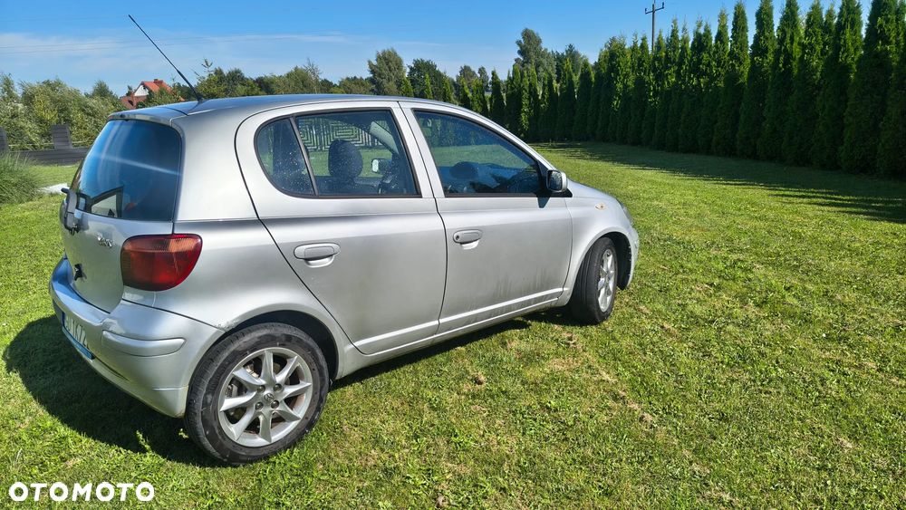 Toyota Yaris 1.3 Sol - 8