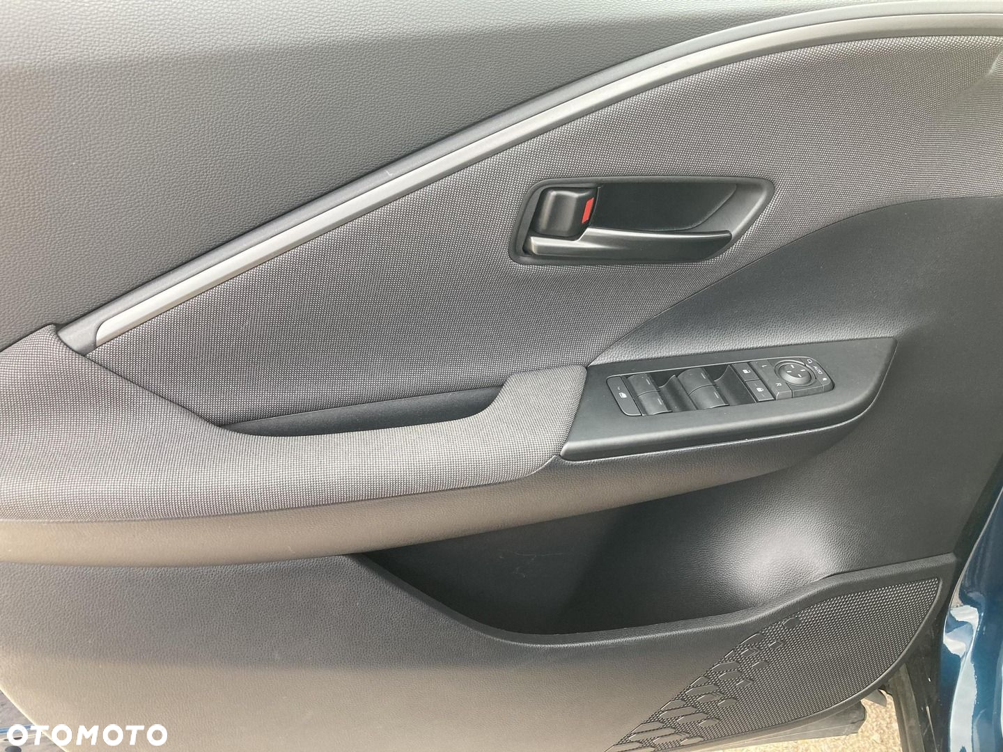Toyota C-HR - 17