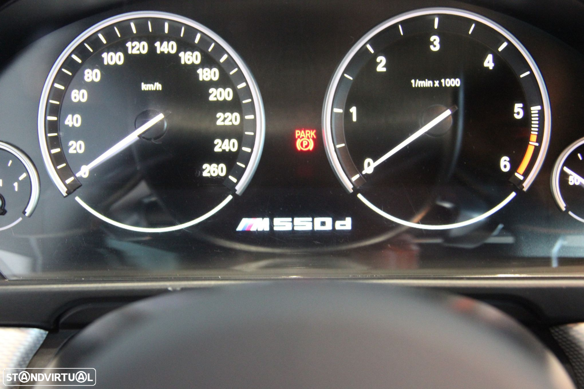 BMW M550d xDrive Auto - 14