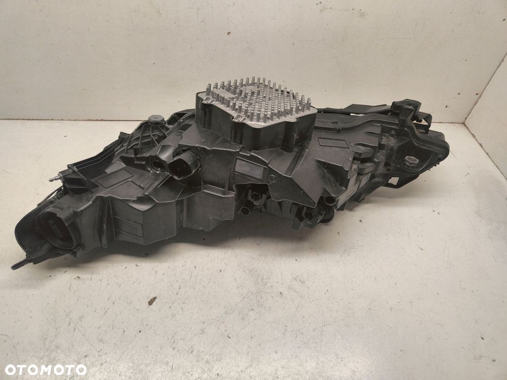 land rover evoque full led lampa prawy przód m8d213w029ba - 5